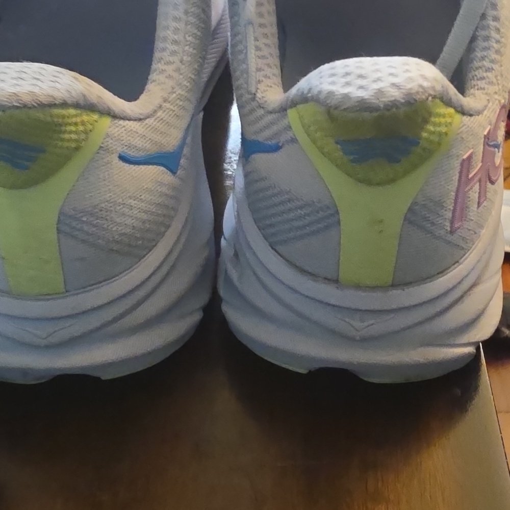 Hoka women's light gray running shoes with pink logo and blue accents - Picture 3 of 8
